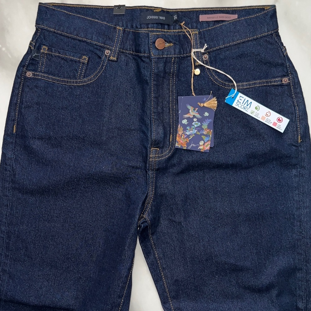 NWT Johnny Was Women's Marseille Baby Boot Jeans Size 31 “ waist and 27” length - Picture 6 of 12
